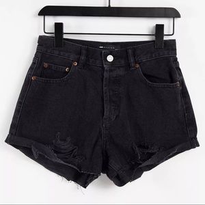ASOS Hourglass Denim Mid Rise Relaxed Shorts, size 10